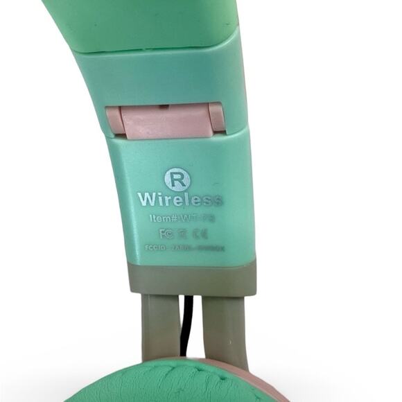 Riwbox WT-7S Kids Bluetooth Headphones - Picture 7 of 12